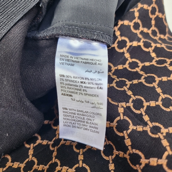 Chico's Women's Size 0 US 4 Chain Print Slim Leg Pants Pull On Gold/Black - Picture 9 of 12